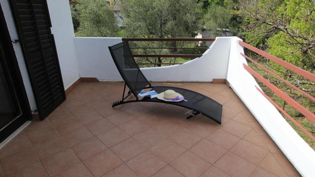 Apartment Gita Malinska Zewnętrze zdjęcie